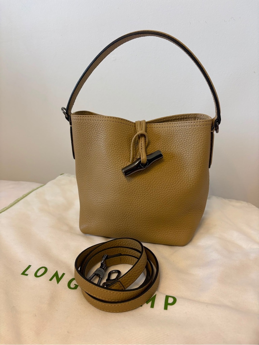 LongChamp Roseau bucket bag discontinued small
